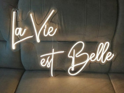 La Vie Est Belle